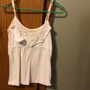 Eyelash tank with adjustable straps